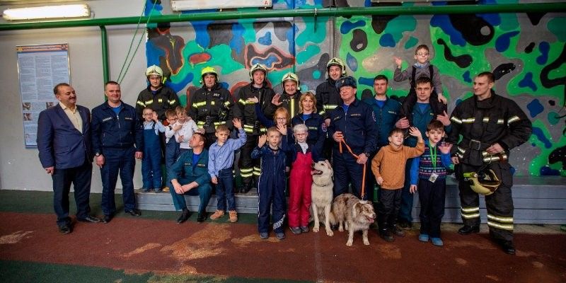 Первоклашки побывали в гостях у московских пожарных