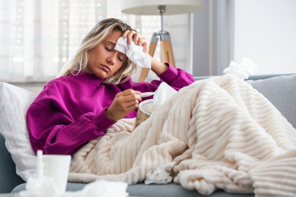 При симптомах простуды сидите дома