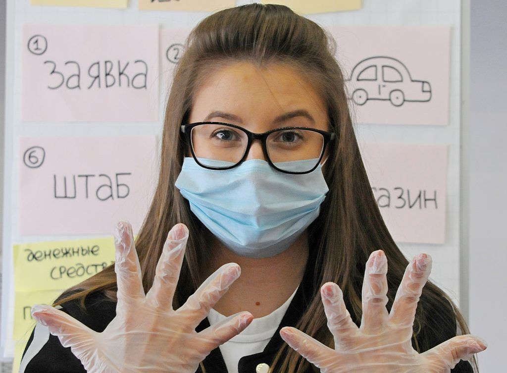 Волонтеры сделали 300 тысяч добрых дел для москвичей в самоизоляции