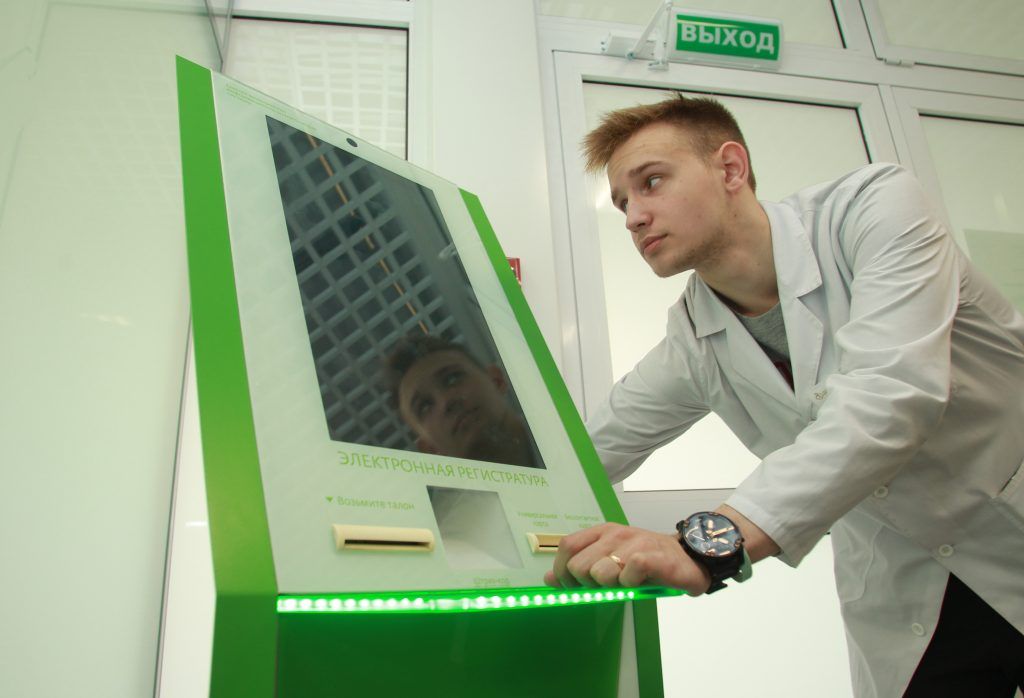 Более 730 ординаторов «разгрузят» московские поликлиники