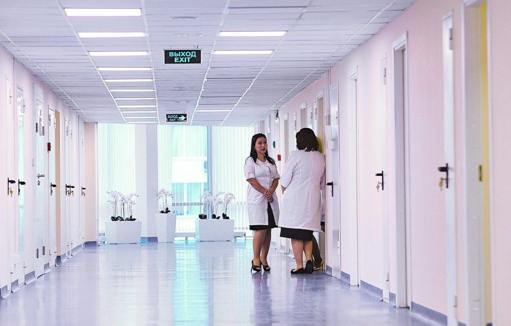 Почти пять тысяч врачей смогут бесплатно разместиться в московских отелях