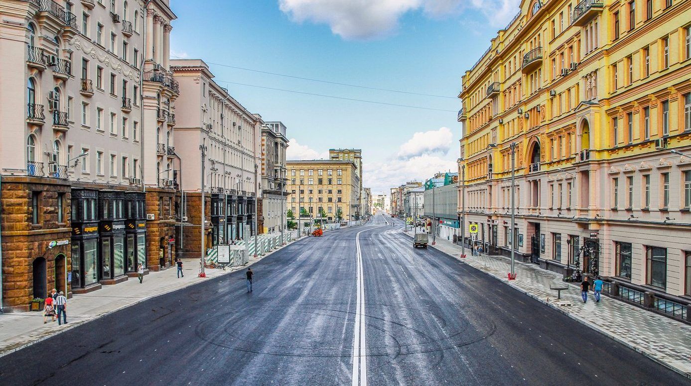 Ямочный ремонт дороги выполнят в трех переулках Тверского района. Фото: сайт мэра Москвы