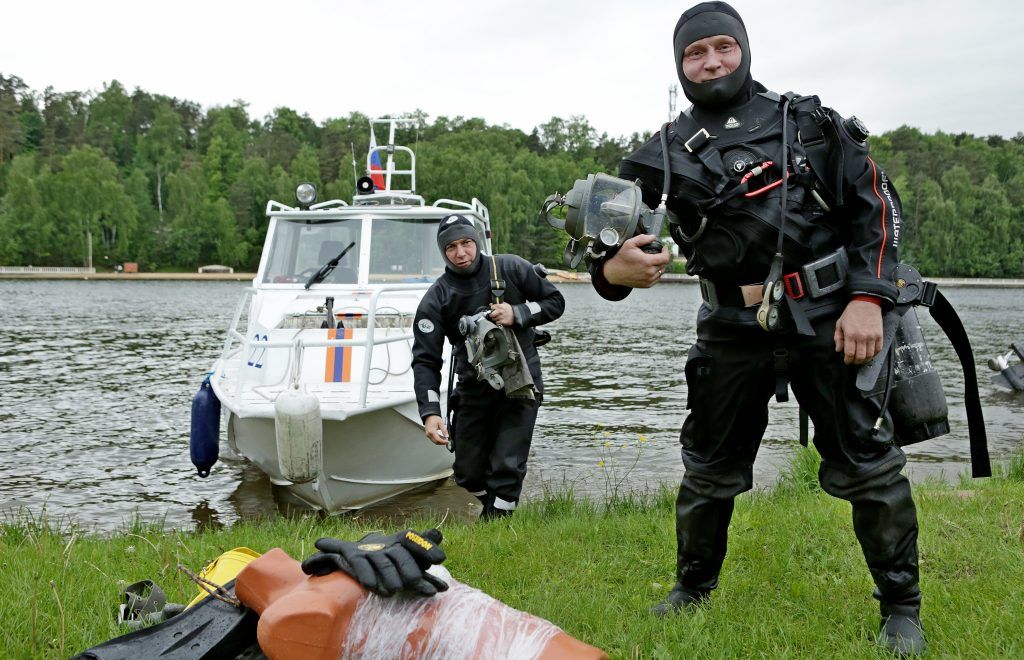 Служба спасения на водах отметила 145-летие в Москве