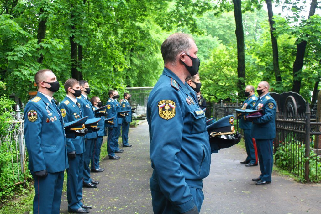В Москве почтили память огнеборцев, погибших при исполнении служебного долга