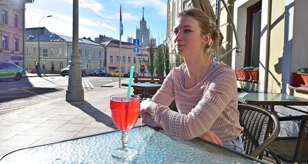 Три тысячи летних кафе заработают в Москве