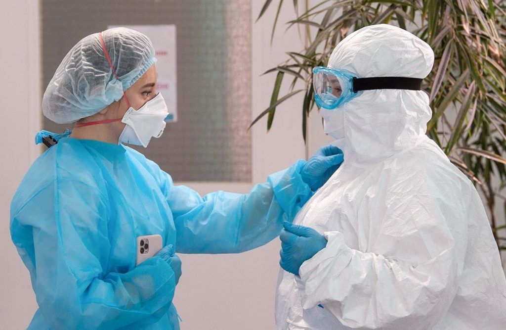 Медики столицы обнаружили 4 477 заболевших коронавирусом за сутки