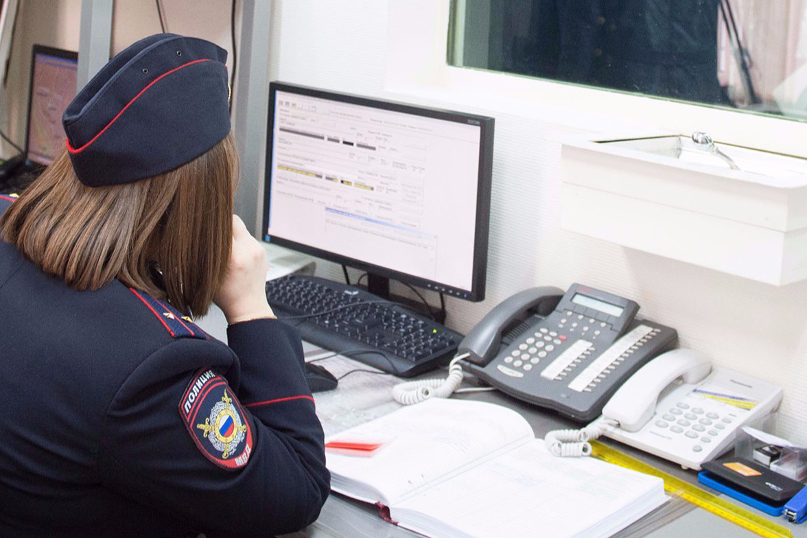 Оперативники Центрального округа столицы задержали подозреваемых в мошенничестве. Фото: сайт мэра Москвы