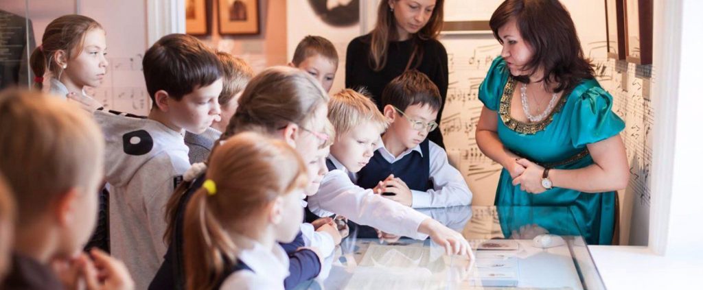 Педагогика и чтение: в детской библиотеке вновь открыли семейный клуб «Лабиринт». Фото: сайт мэра Москвы