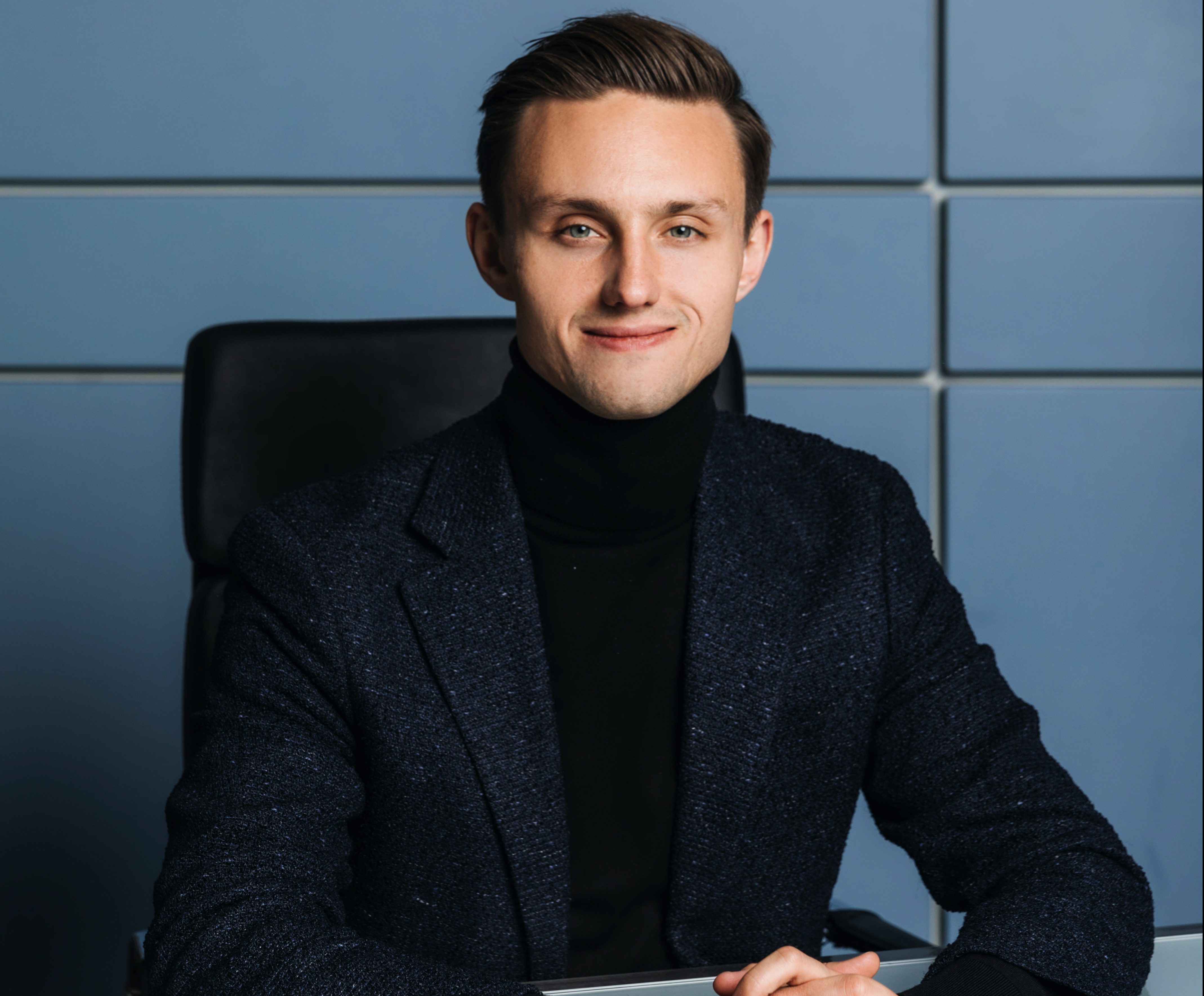 Максим Гральник предприниматель, владелец трех прибыльных компаний, бизнес консультант и основатель бизнес школы