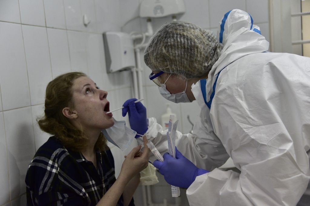 Медики выписали из больниц Москвы еще 965 пациентов с коронавирусом