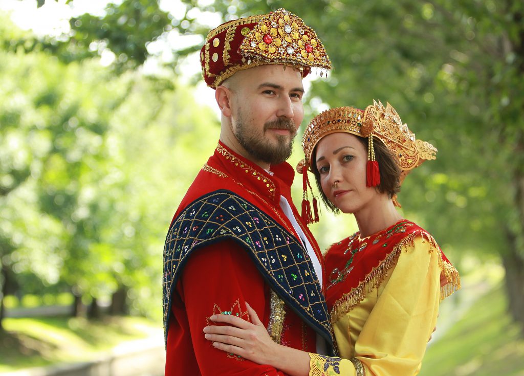 Более 700 свадеб сыграли на необычных площадках Москвы