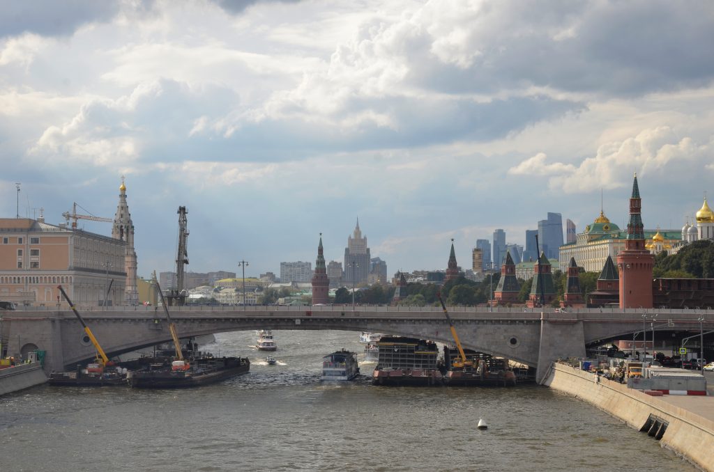 Почти на 40% вырос объем несырьевого экспорта Москвы в январе-июне