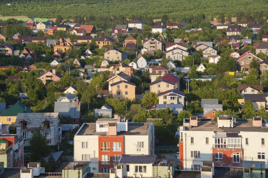 Москвичи выкупили у города 16 участков по сниженной цене