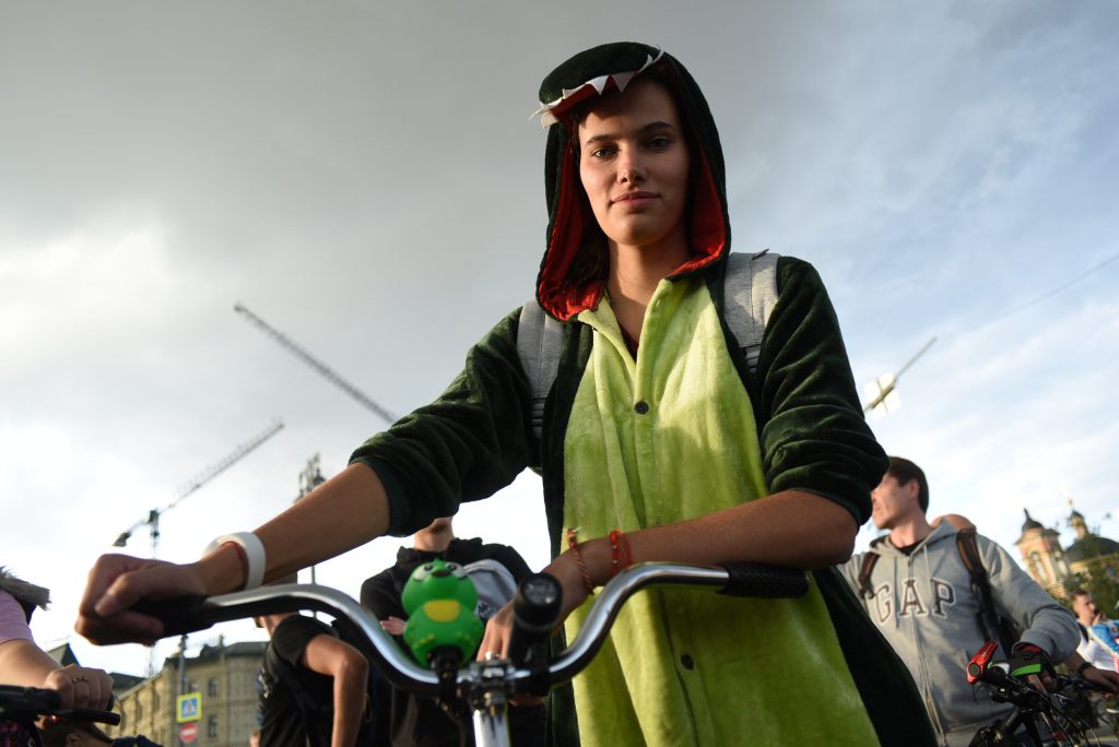 Временные велополосы привлекли больше велосипедистов в центр Москвы