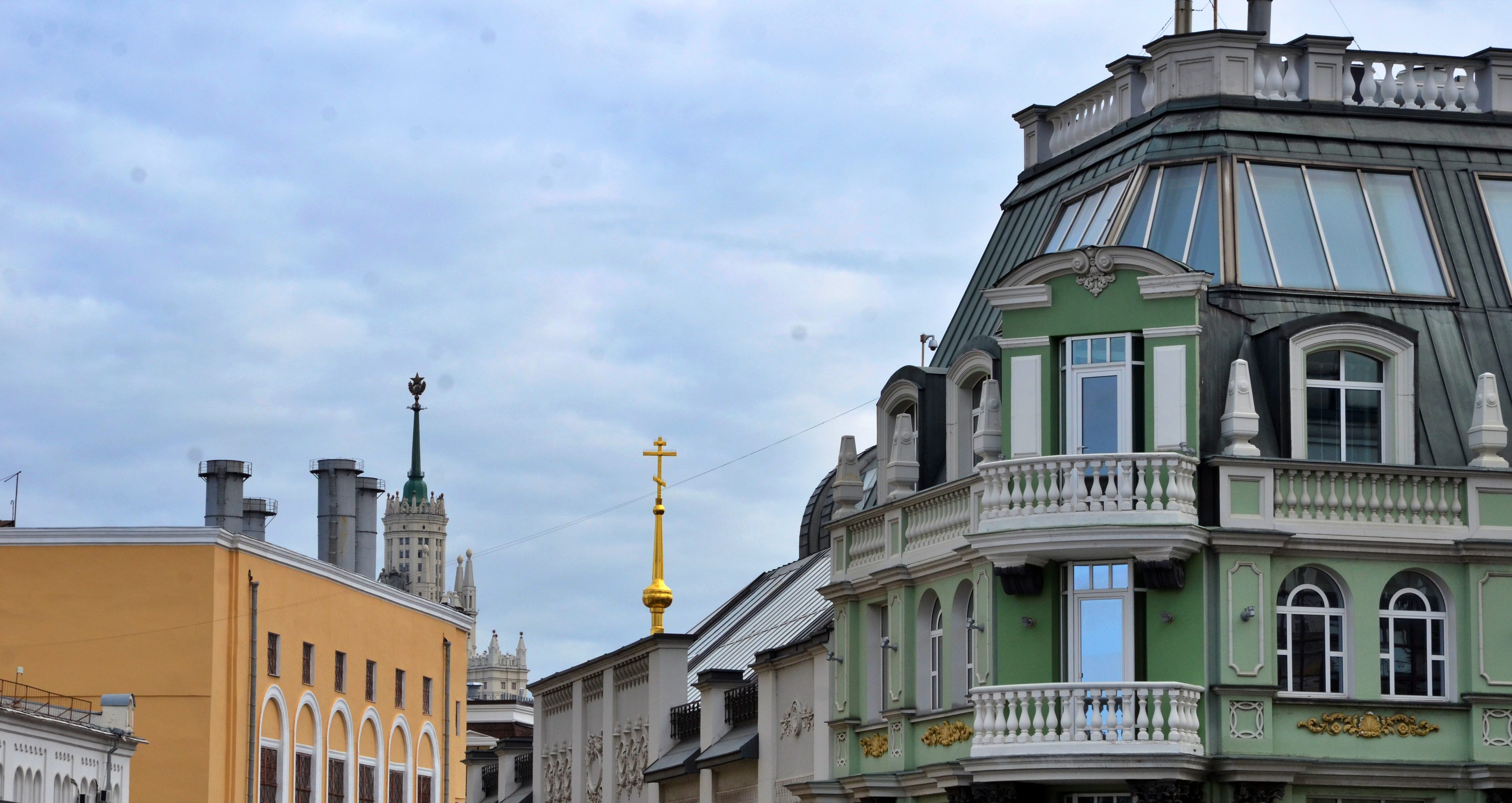 Жилые дома в Басманном районе подготовили к зимнему периоду. Фото: сайт мэра Москвы