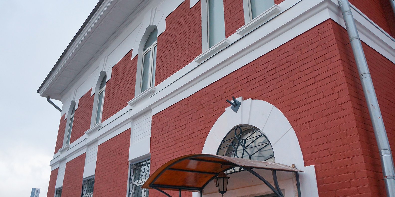 Итоги работ трех лет по ремонту нежилых домов подвели в Префектуре Центрального округа. Фото: сайт мэра Москвы