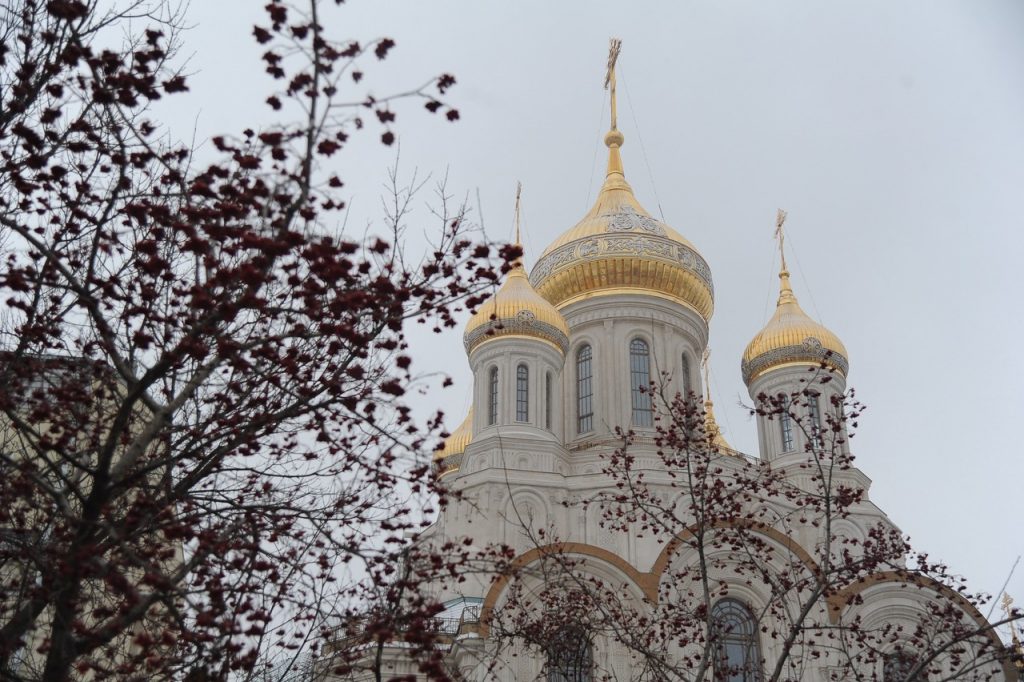 Атмосферное давление в Москве начнет падать с четверга