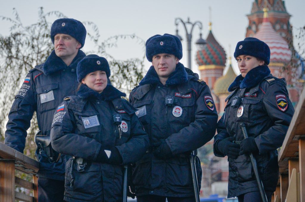 Около 3,5 тысячи полицейских и гвардейцев выведут в центр Москвы на Новый год