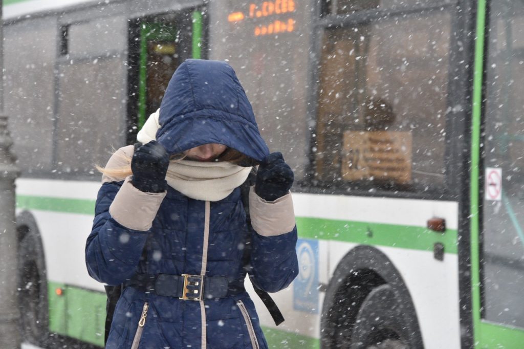 Москву ждут холодные и снежные выходные