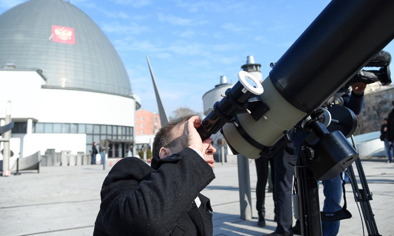 Лекцию о точности астрономов прочитали в Московском планетарии. Фото: сайт мэра Москвы