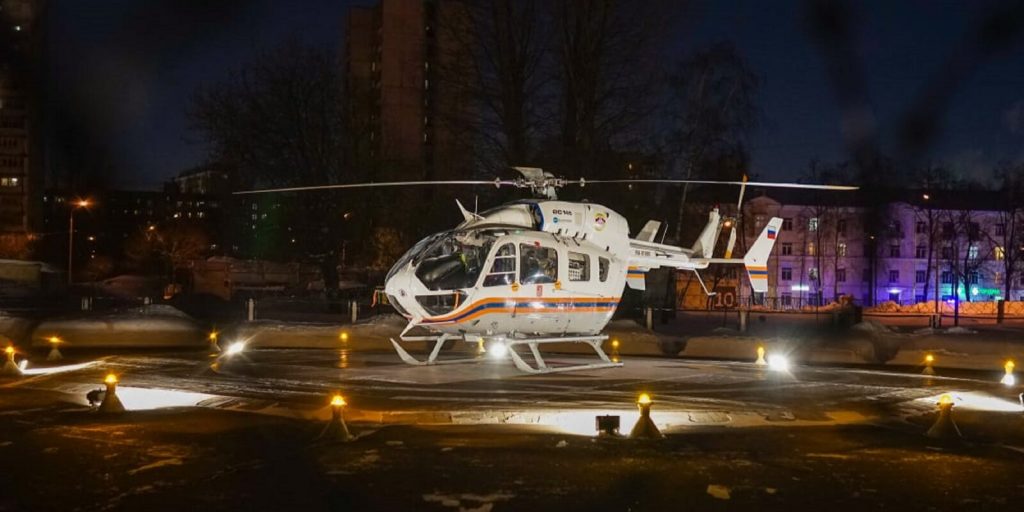 Вертолеты Московского авиацентра начали дежурство при ГКБ № 20