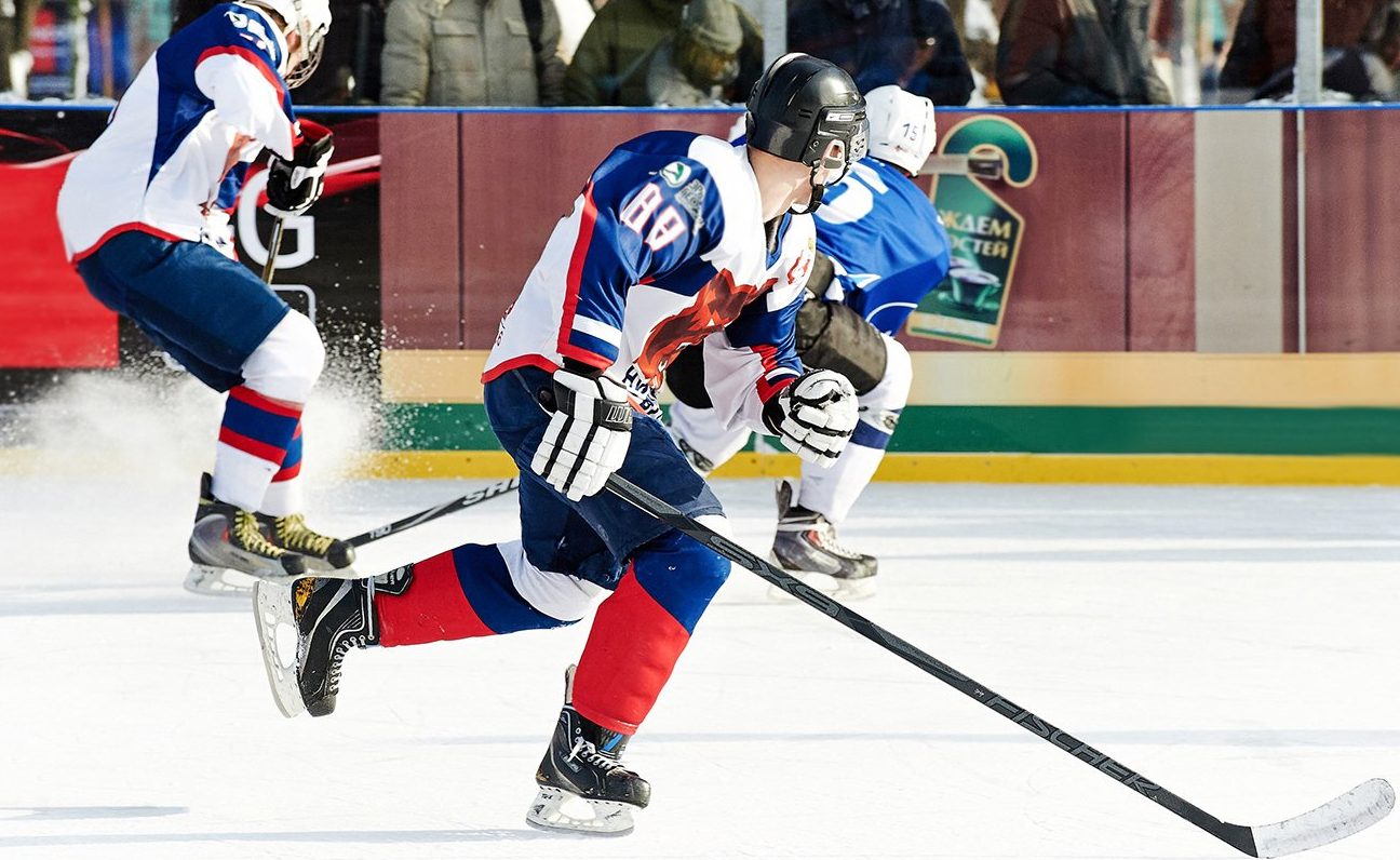 Четыре победы подряд: хоккеисты Плехановки снова стали лучшими на матче. Фото: сайт мэра Москвы