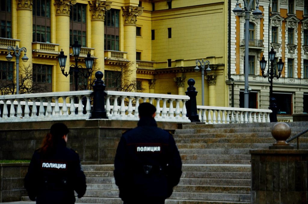 Оперативники района Замоскворечье задержали подозреваемую в мошенничестве