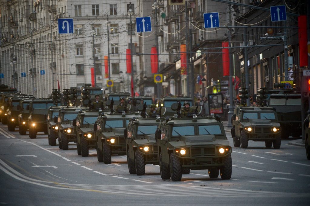 Москвичам показали дорожные ограничения к Параду Победы