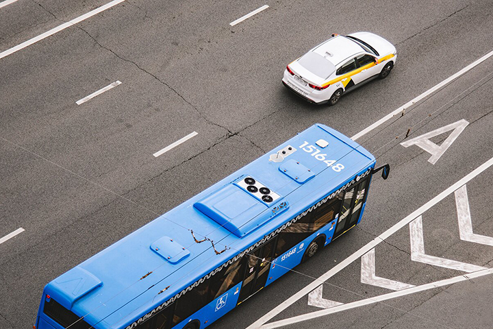 «По пути», «Союз» или «Твойбус»: москвичи выбирают названия для автобусов по требованию