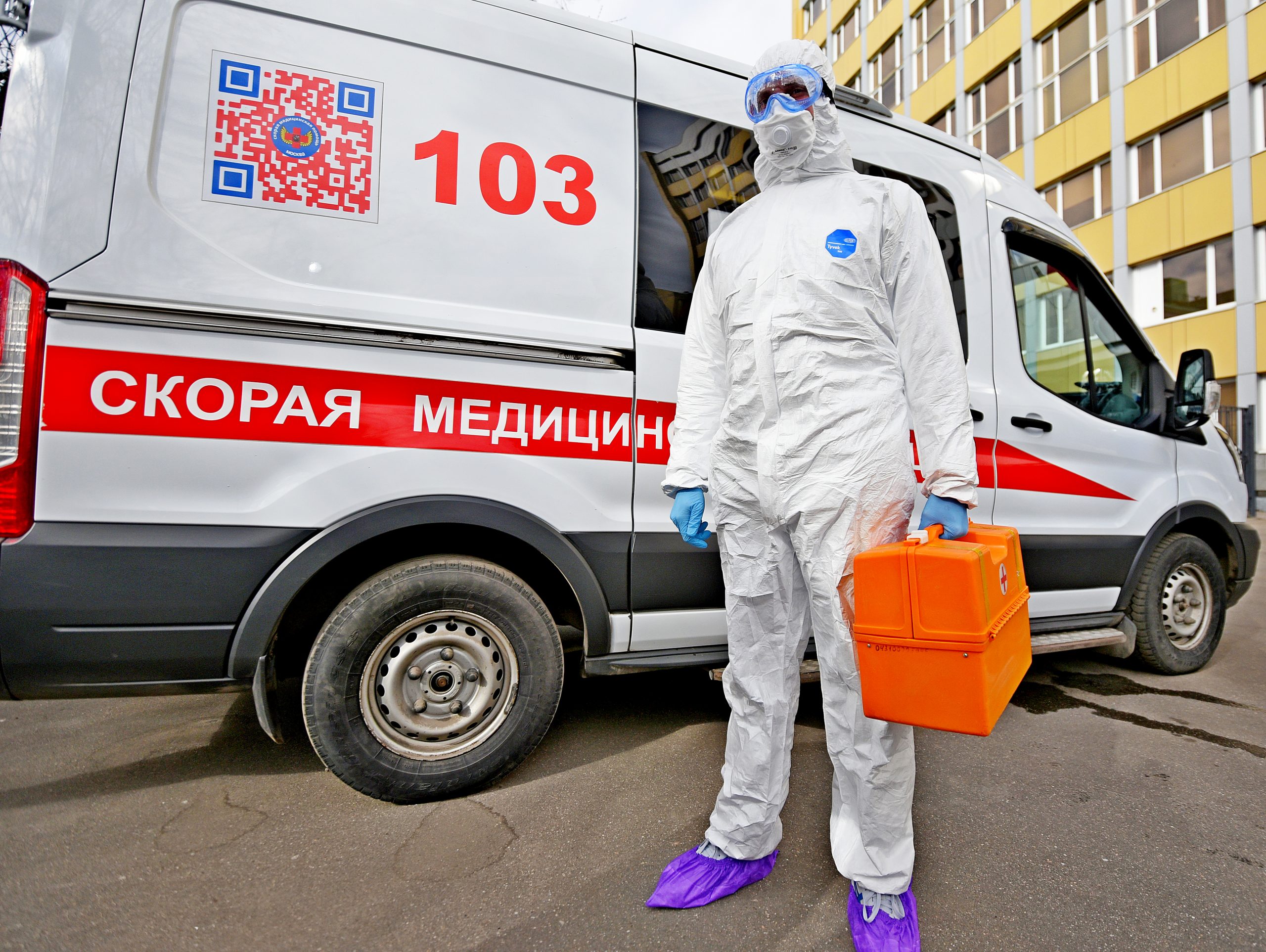 За последние 24 часа в России зарегистрировали 19 744 заразившихся COVID-19. Фото: Александр Кожохин, «Вечерняя Москва»