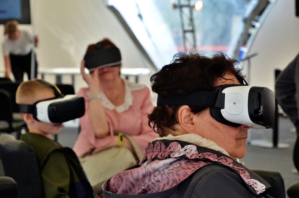 Москвичам рассказали о VR-технологиях для госслужащих. Фото: Анна Быкова