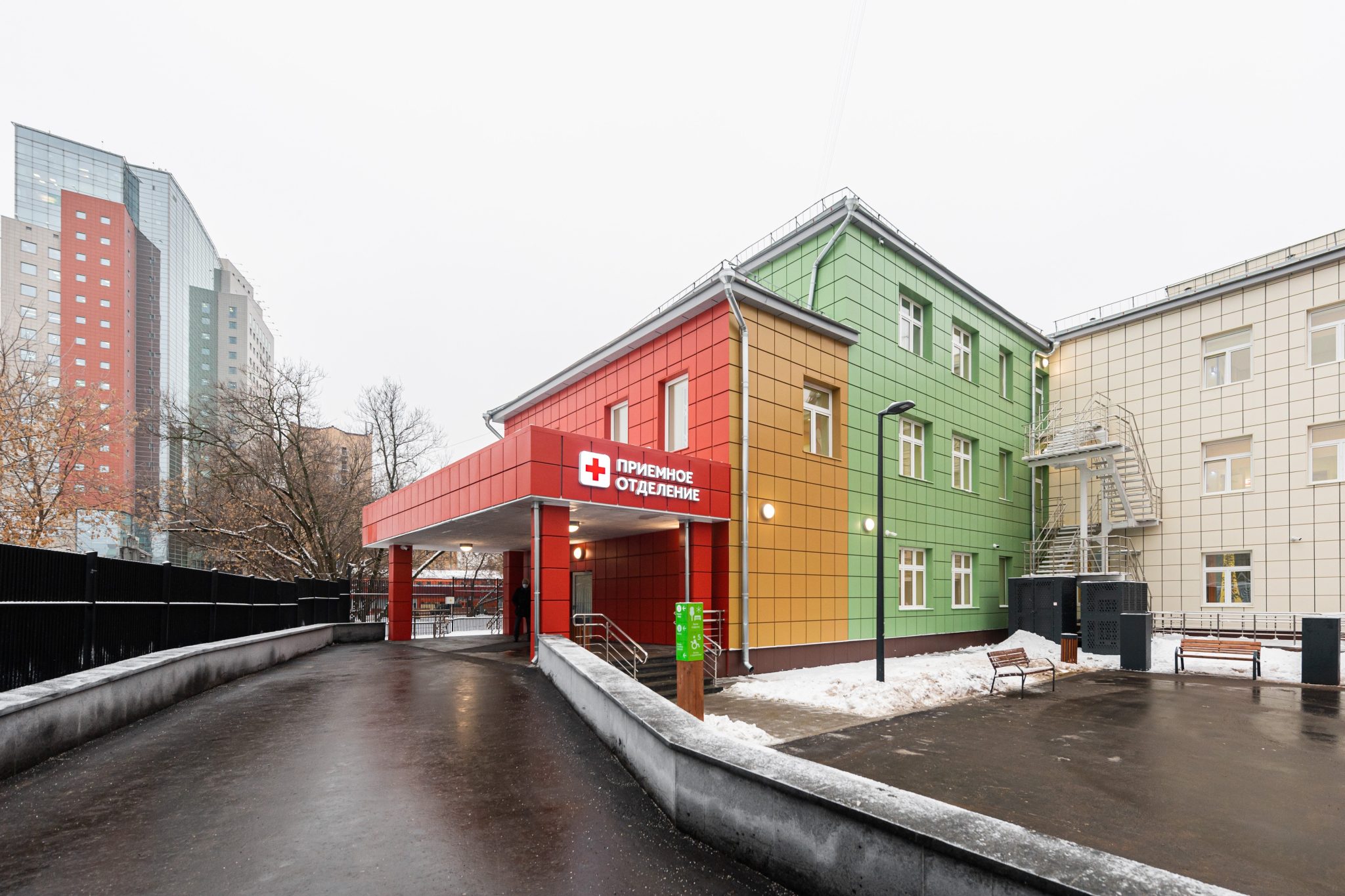 Платные паллиативные центры в москве. Улица Двинцев 6 центр паллиативной помощи. Ул. Двинцев 6. Центр паллиативной помощи ДЗМ ул Двинцев д 6 стр 2. Московский многопрофильный центр паллиативной помощи.