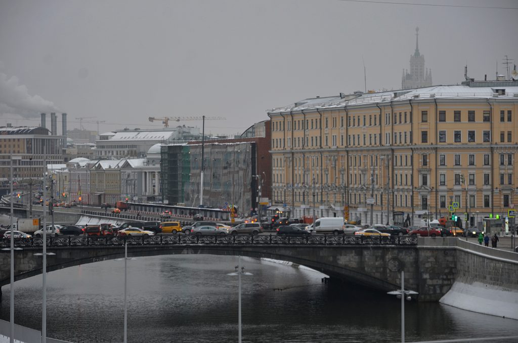 Облачность без сильных морозов прогнозируют в Москве. Фото: Анна Быкова