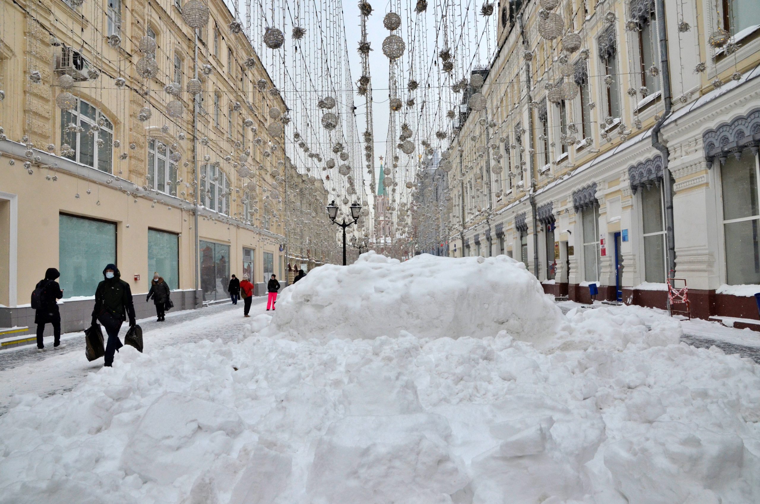 Москвичам рассказали о грядущем трехдневном снегопаде в столице. Фото: Анна Быкова
