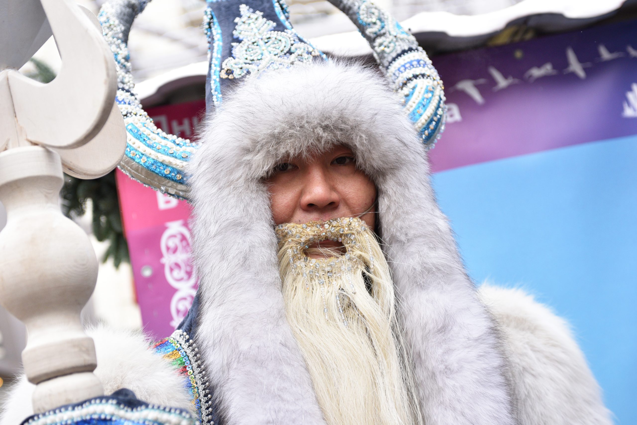 Сотрудники «Гайдаровки» пригласили детей послушать сказку о якутском Дед Морозе. Фото: Пелагия Замятина, «Вечерняя Москва»