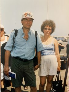 Муж и жена, врачи Морозовской детской больницы. Елена и Александр Горбуновы. Они познакомились почти 30 лет назад на работе. Фото: личный архив