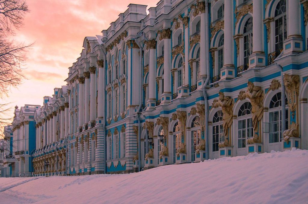 Залы Екатерининского дворца увидят гости на интерактивной лекции в «Пушкинке»