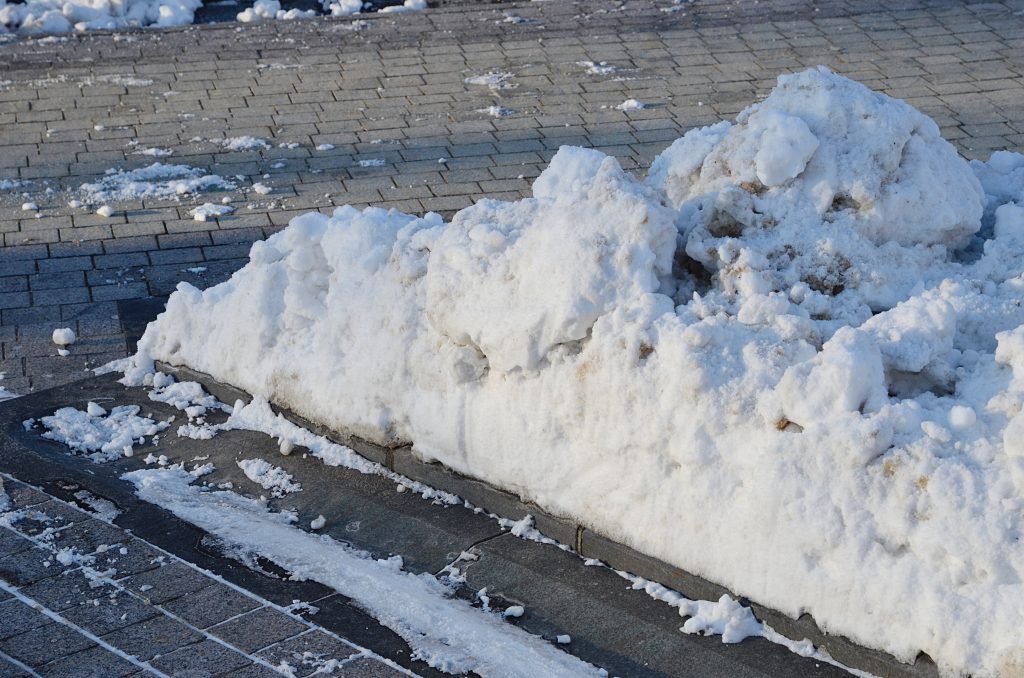 Рыхление снега проведут на территории Мещанского района
