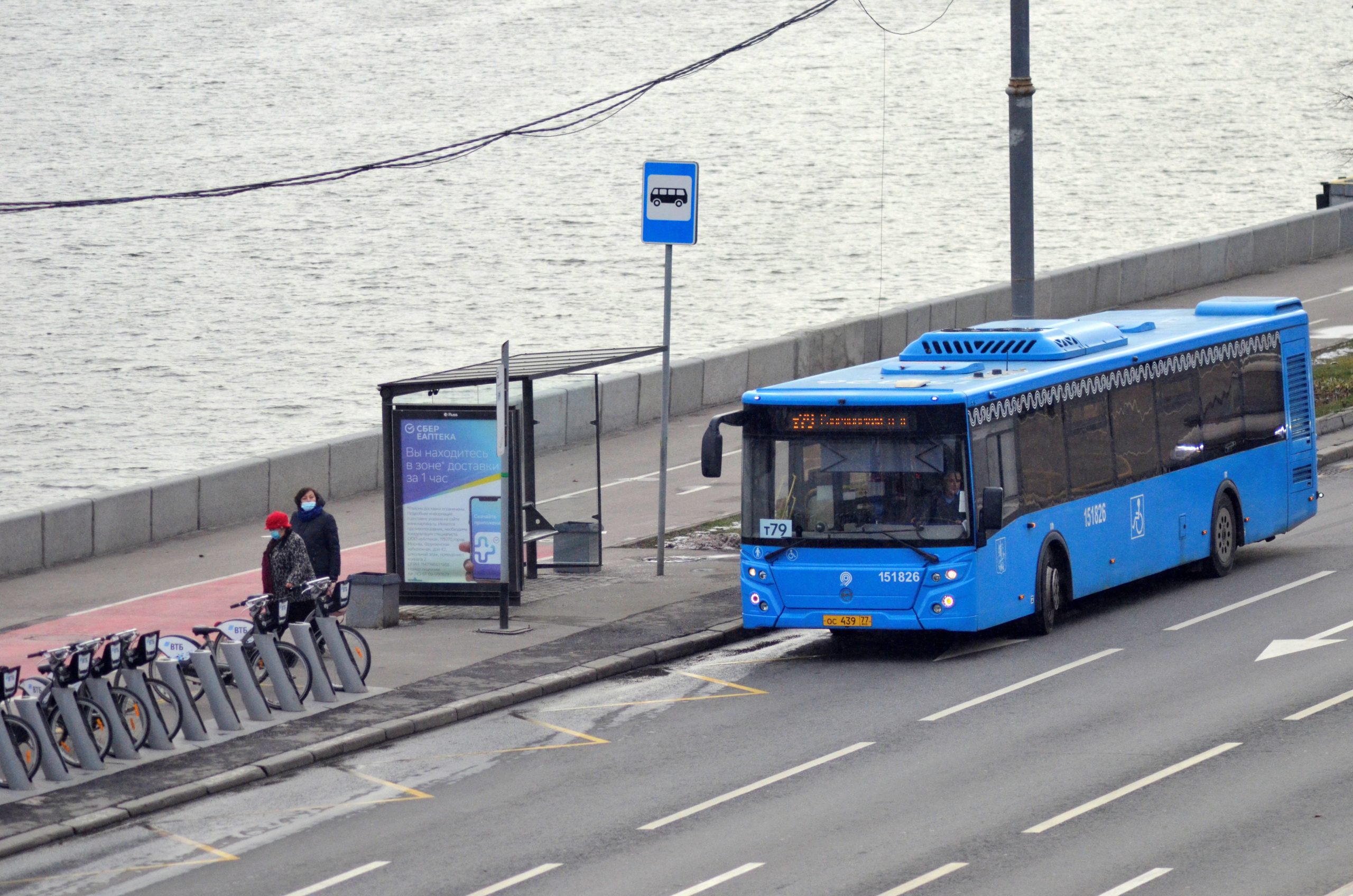 Маршрут четырех автобусов изменят в связи с проведением велоэтапа триатлона. Фото: Анна Быкова