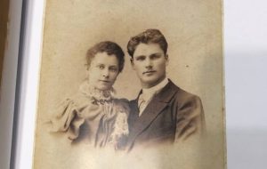Мать и отец Серафима Демидова. 25 апреля 1897 год. Фото из личного архива