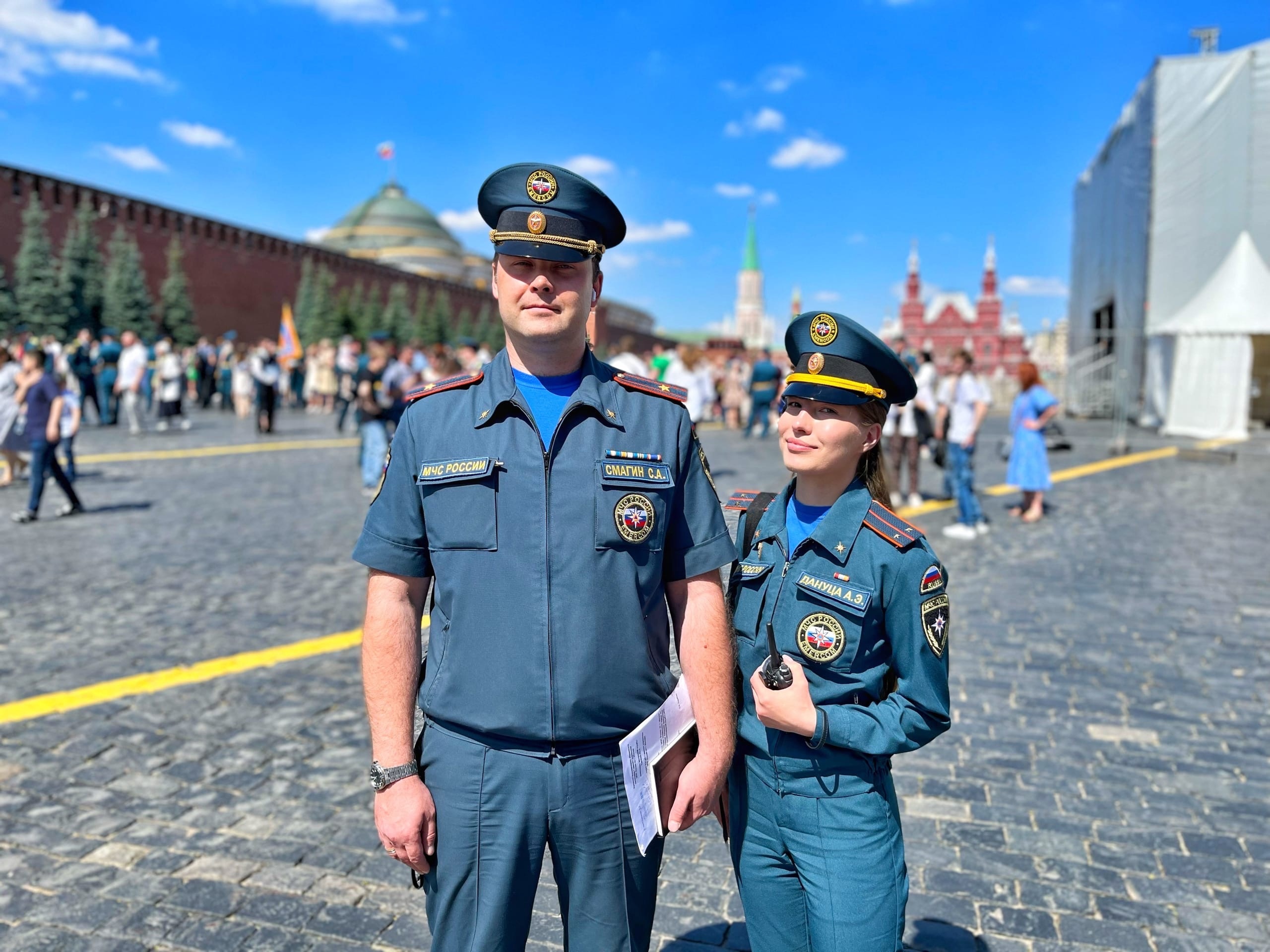 Мчс обеспечение безопасности. МЧС Москва. Ткаченко МЧС Москва. ГУ МЧС России по г Москве Кузнецов. Предложение на выпускном МЧС.