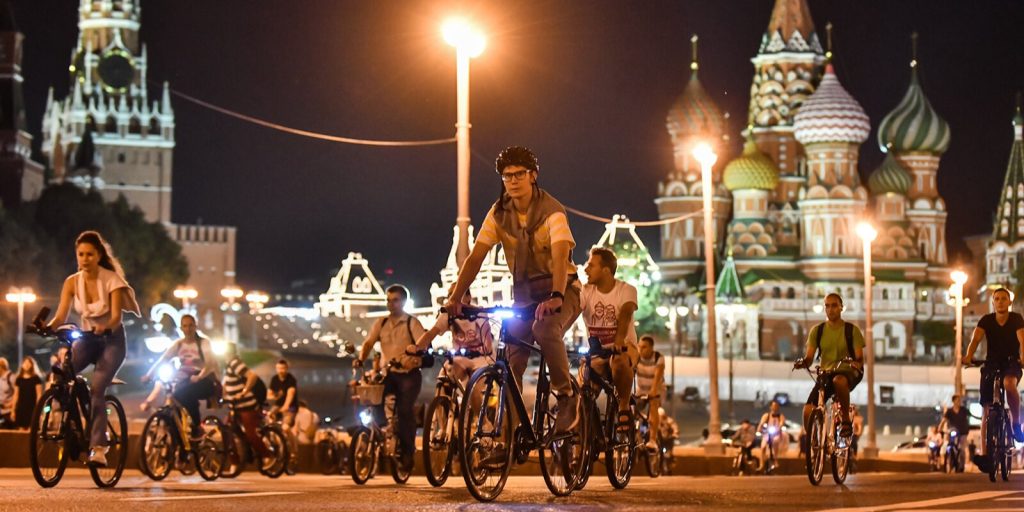 Неоновые краски: ночной велофестиваль пройдет в столице
