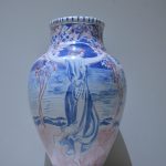 На фото декоративная ваза «Хоровод» французского художника Мориса Дени. Фото:Анна Макмаладзе, «Вечерняя Москва»