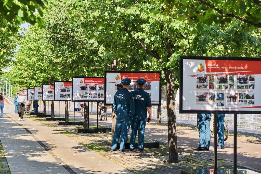 Фотовыставка ко Дню образования ГПН открылась в парке искусств «Музеон»