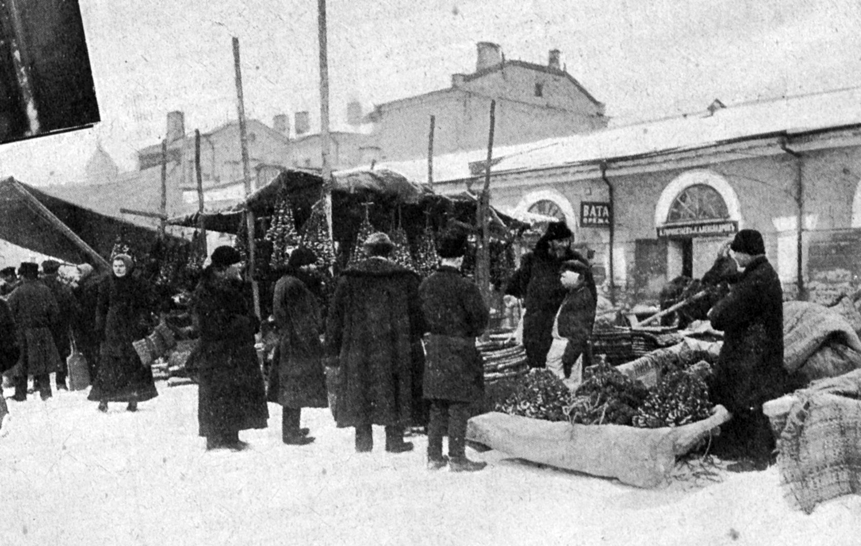 Фото Грибного рынка, по некоторым данным, сделанное в 1908 году. Фото: Pastvu.com