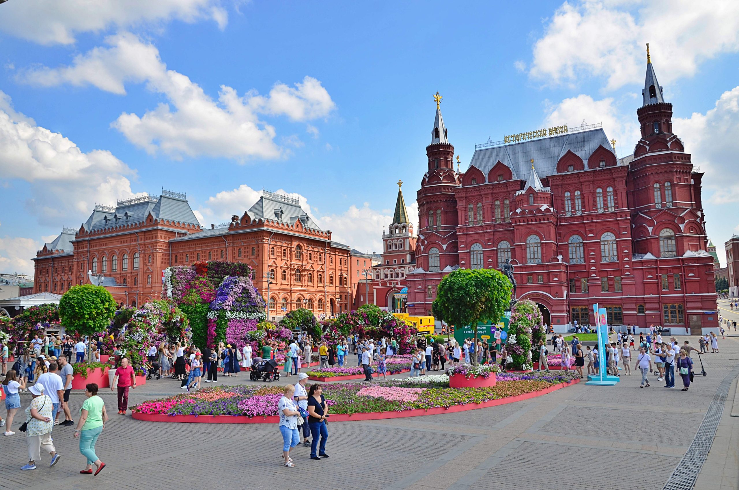 Фестиваль «Цветочный джем» на Манежной площади. Фото: Анна Быкова, «Вечерняя Москва»