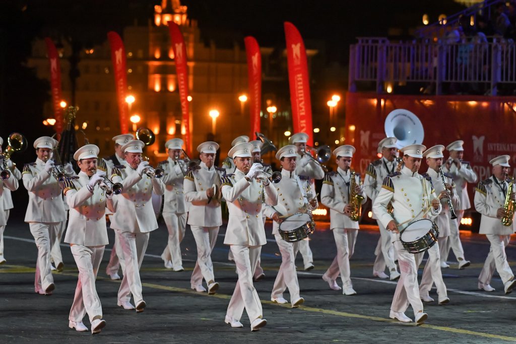 Президентский оркестр Службы коменданта Московского Кремля выступил на фестивале «Спасская башня»