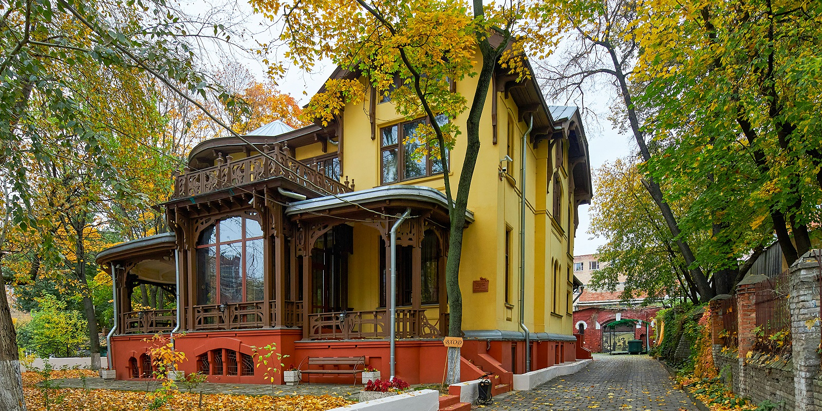 Реставрацию особняков Льва Кекушева завершили в центре Москвы