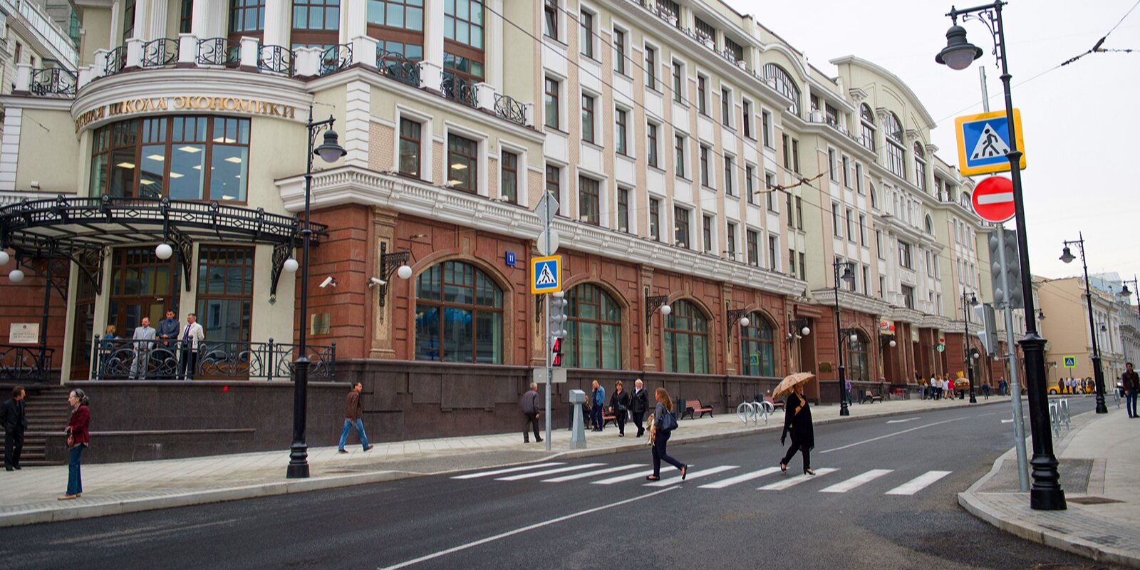 Эксперты обнаружили незаконно возводимые пристройки к зданию 1914 года по адресу: улица Мясницкая, дом 13, строение 2. Фото: сайт мэра Москвы