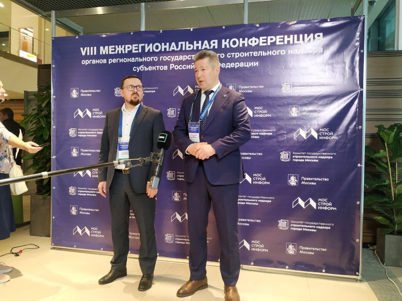 На фото Владимир Калинкин (слева) и Игорь Войстратенко (справа). Фото: Надежда Ходарева, «Вечерняя Москва»